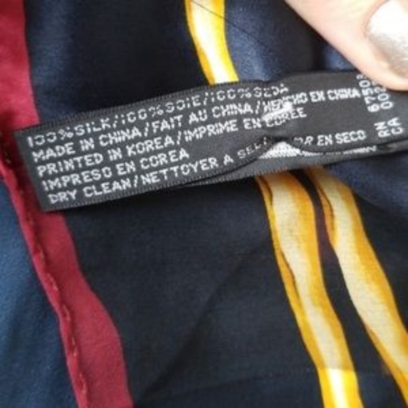 100% silk neck scarf/ bag scarf -LC - Picture 5 of 5